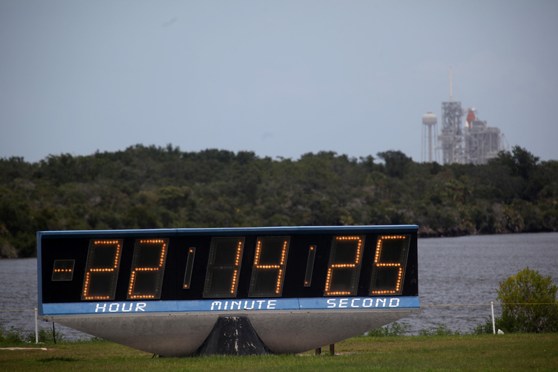 Illustration for article titled The History of NASA's Iconic Countdown Clock (And a Look at the New One)